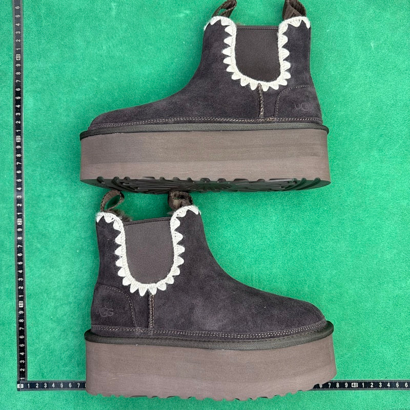 UGG