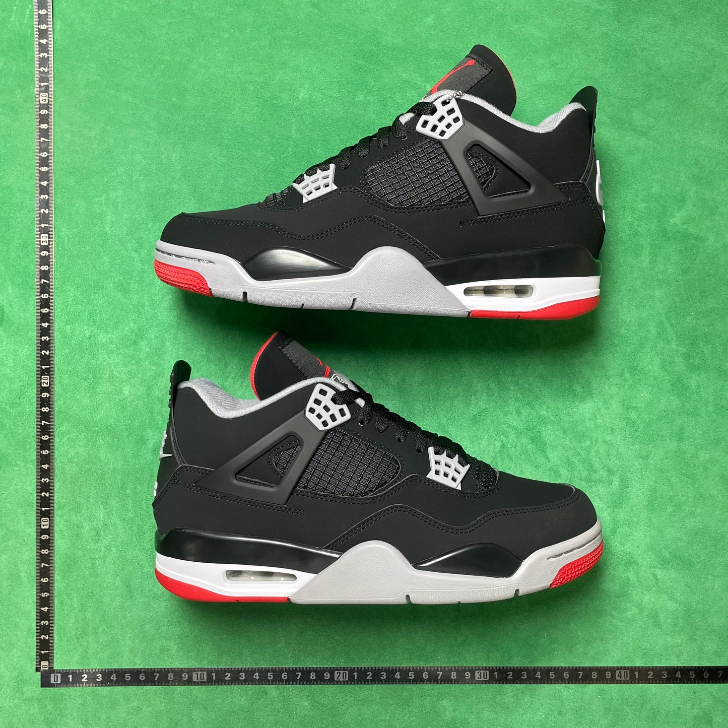 Air Jordan 4 Retro