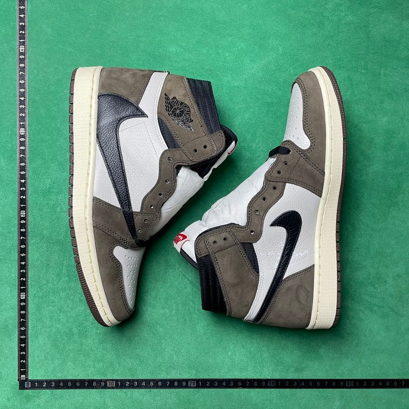 Air Jordan 1 High OG TS SP