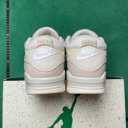 Air Jordan 4 RM