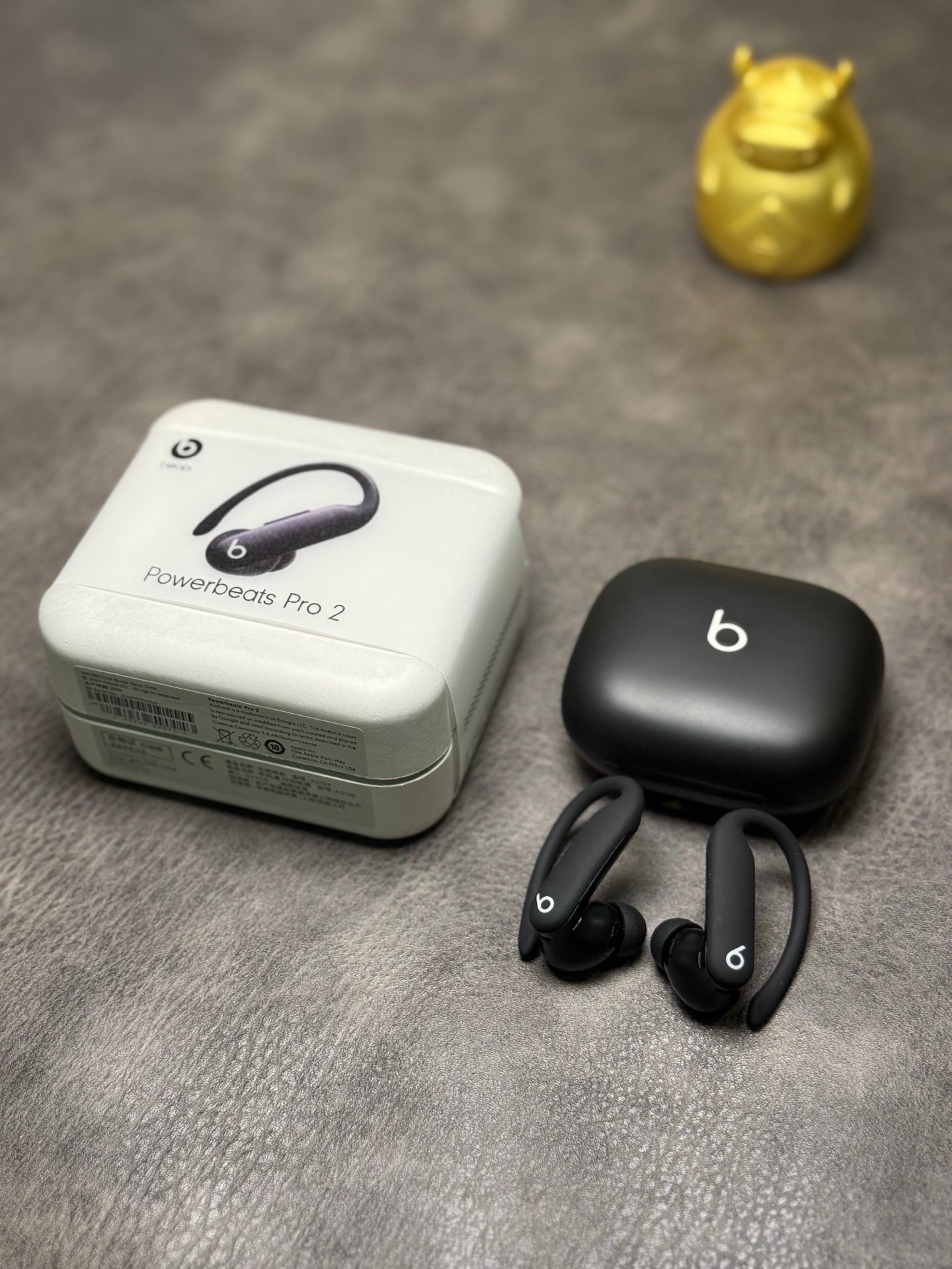 Beats Powerbeats pro 2 earbuds