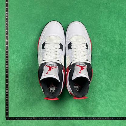 Air Jordan 4 Retro