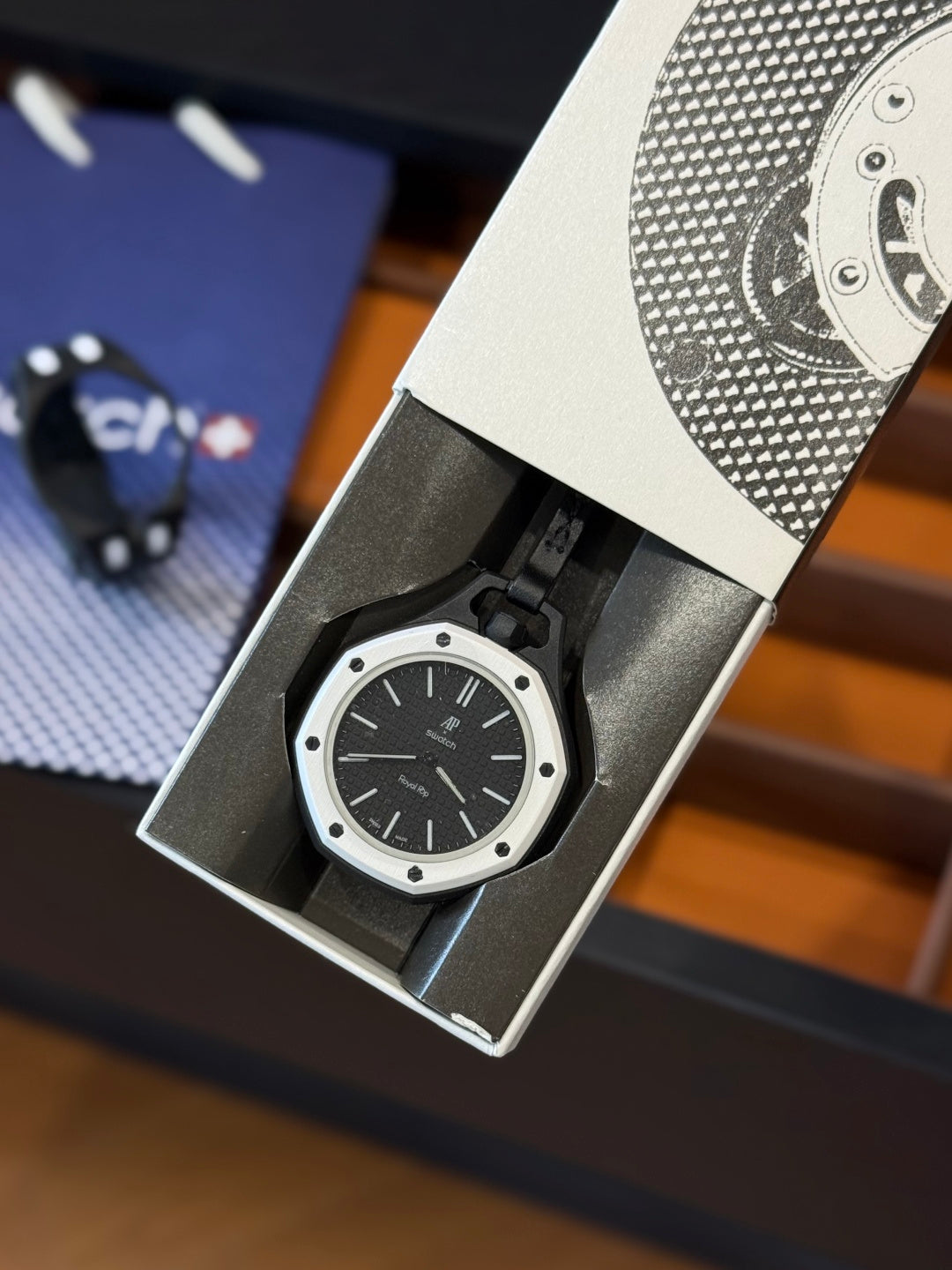 Swatch x AP Royal Pop