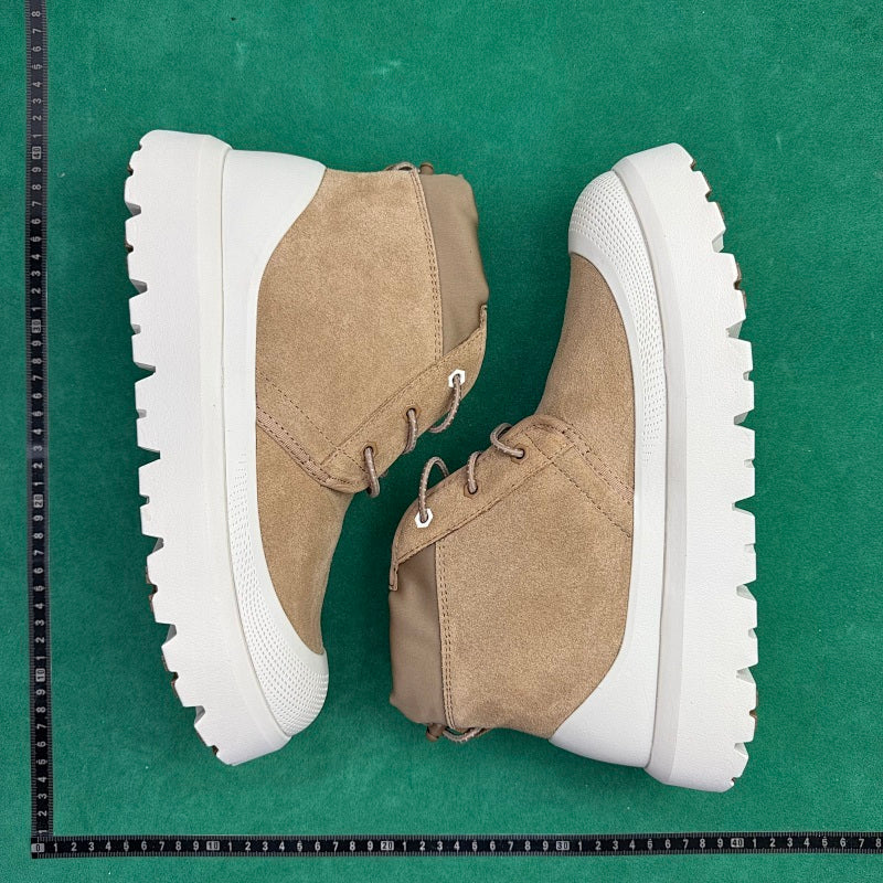 UGG