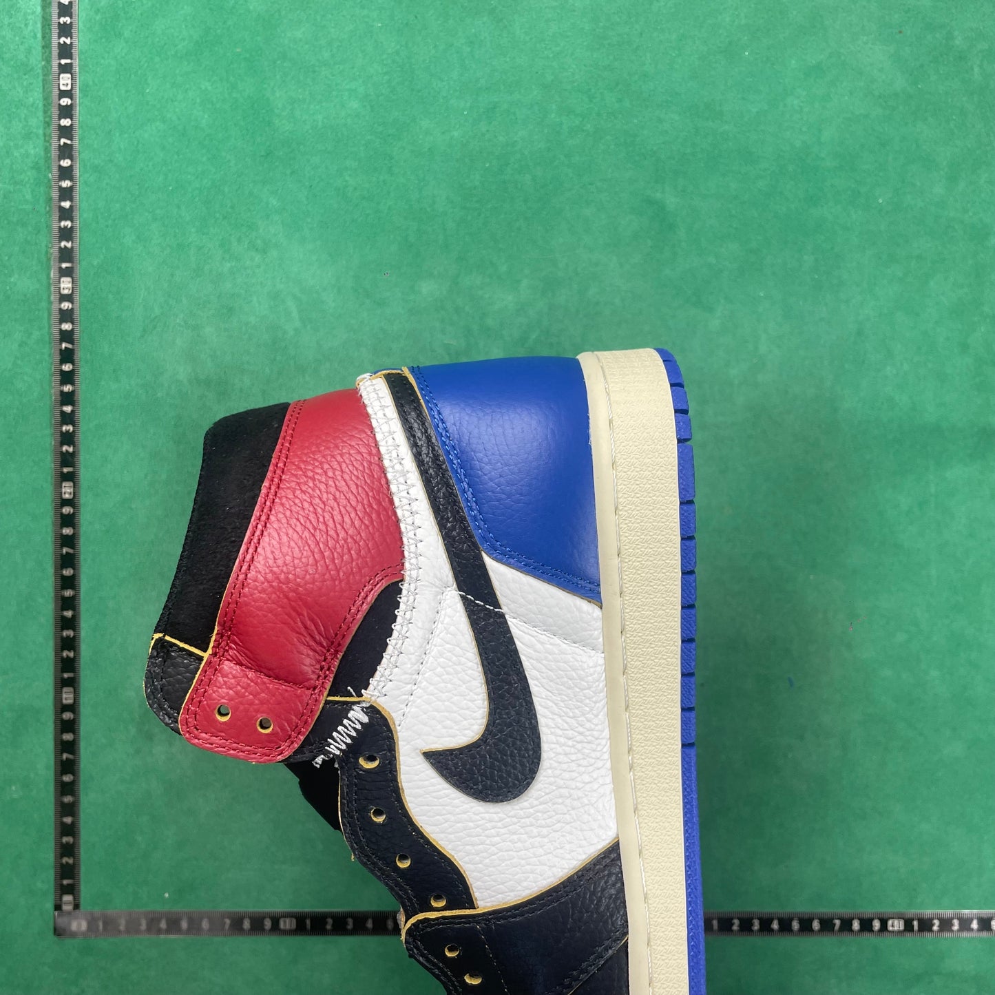 Air Jordan 1