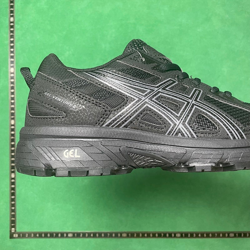 Asics Gel- Venture 6
