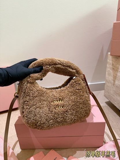 MiuMiu