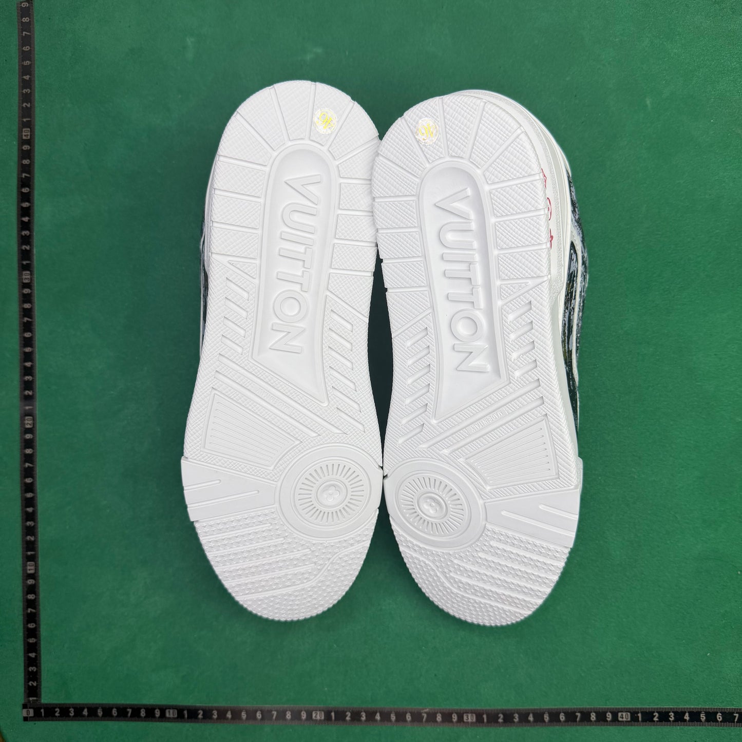 Louis Vuitton  - TT Trainer