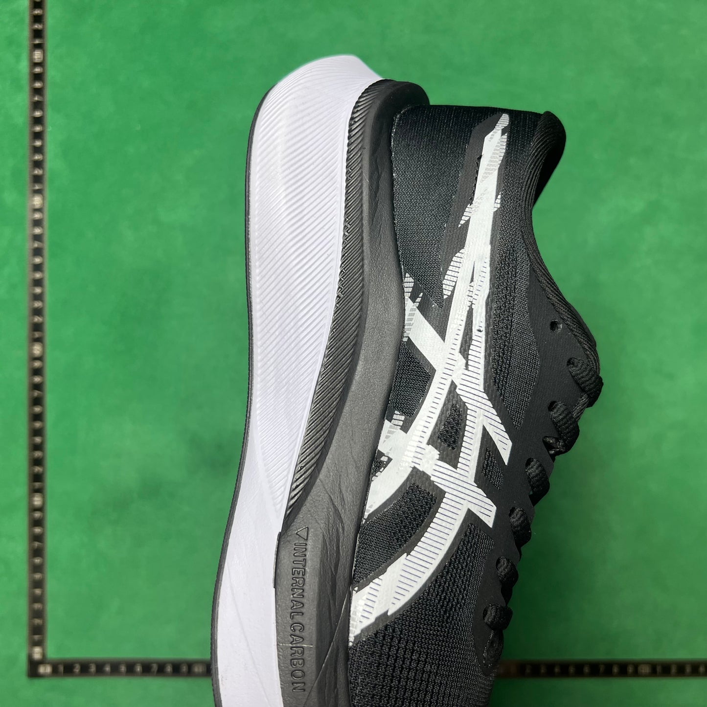 Asics Magic Speed 4