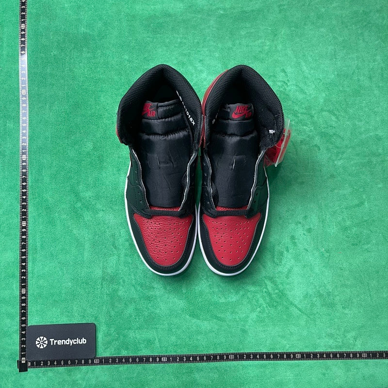 Air Jordan 1