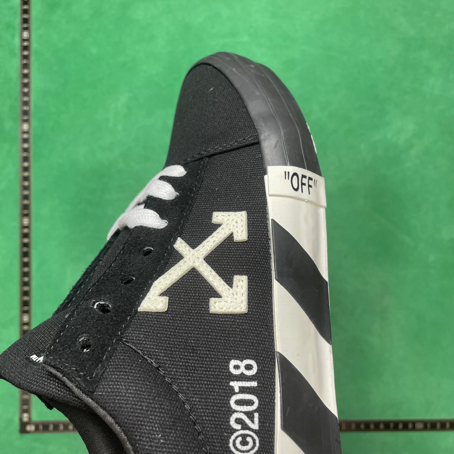 OffWhite - Gym Shoes Lover