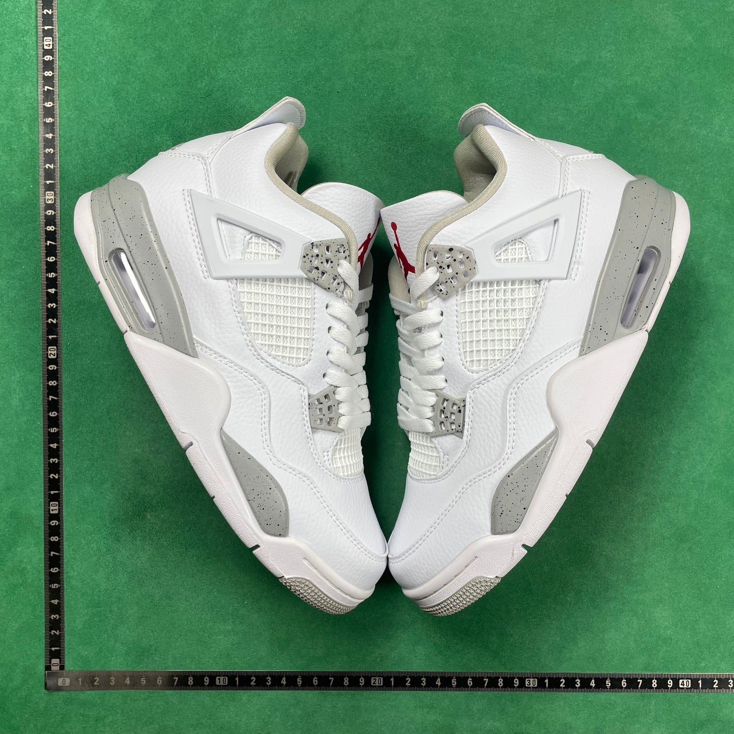 Air Jordan 4 SE