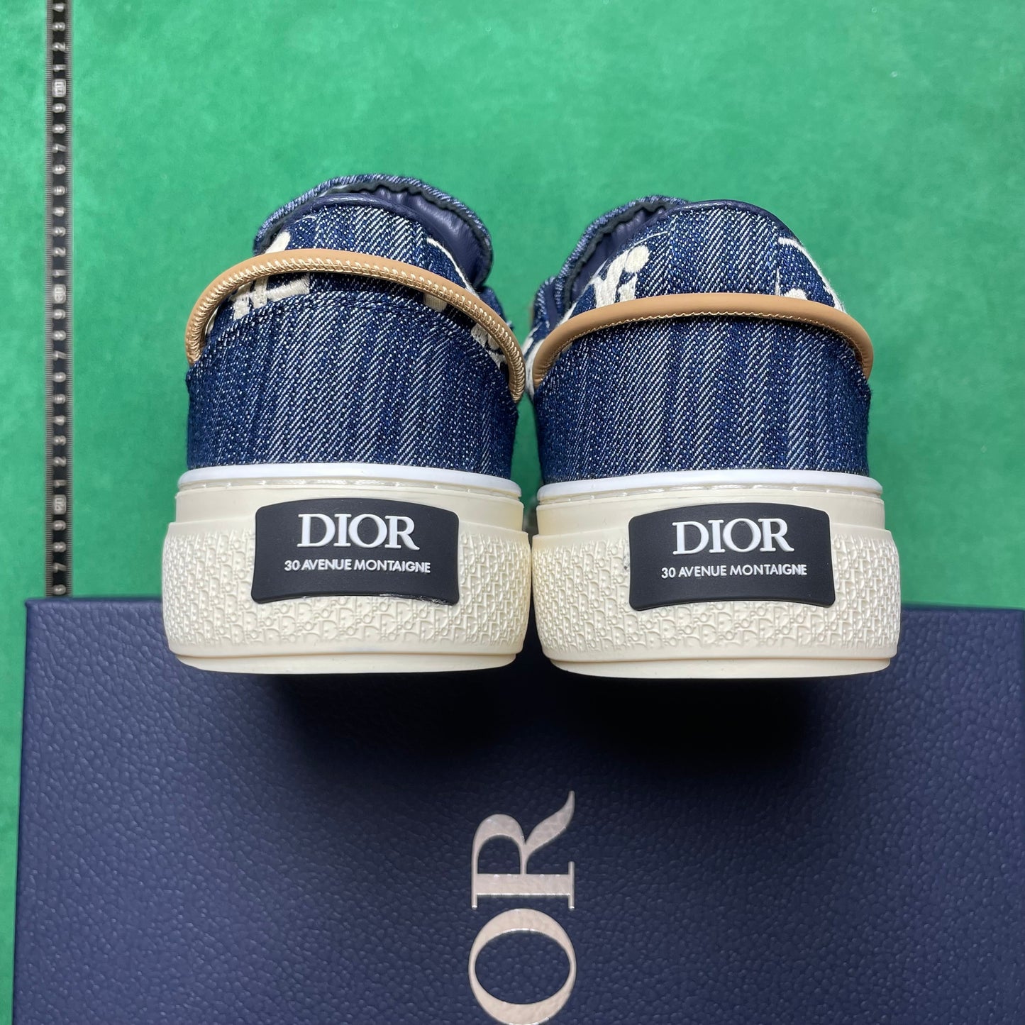 Dior