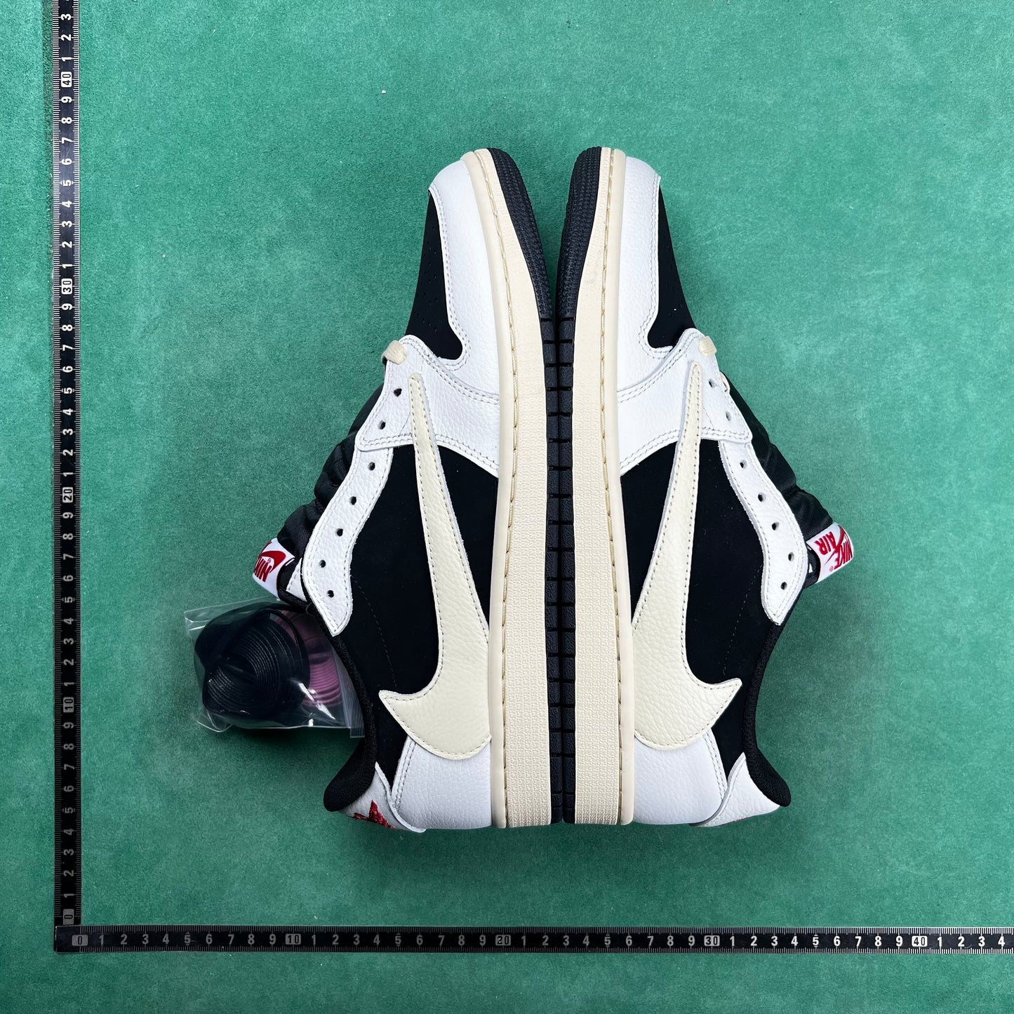 Air Jordan 1