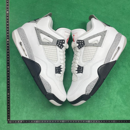 Air Jordan 4 Retro