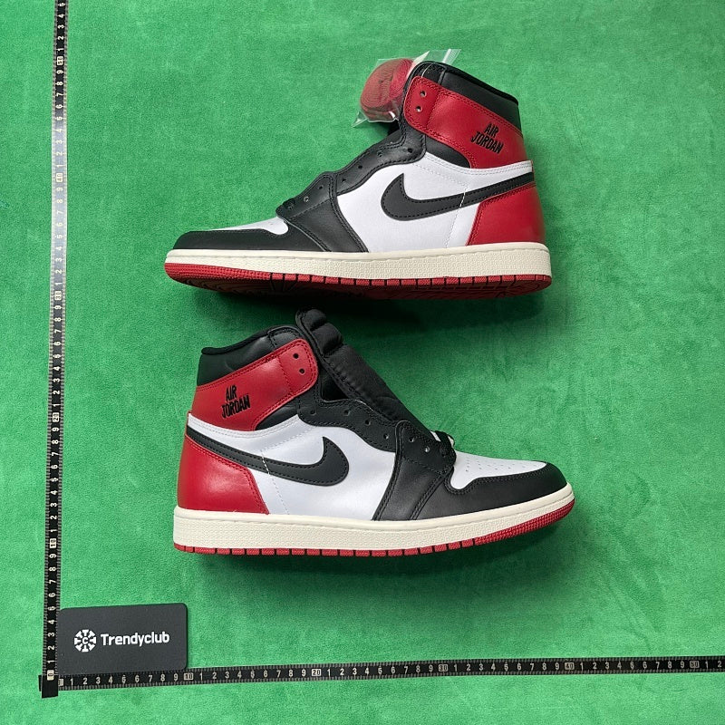 Air Jordan 1