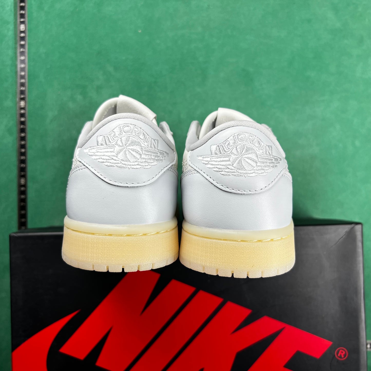 Air Jordan 1