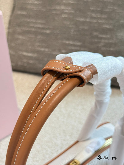MiuMiu