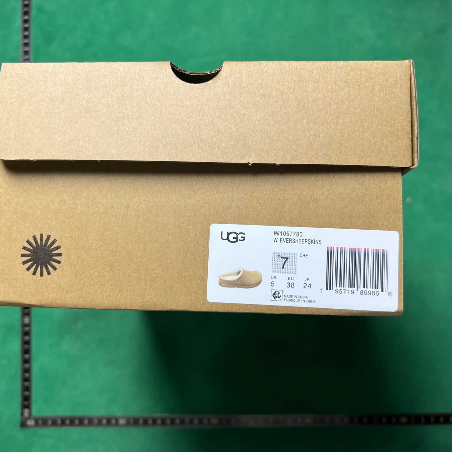 UGG