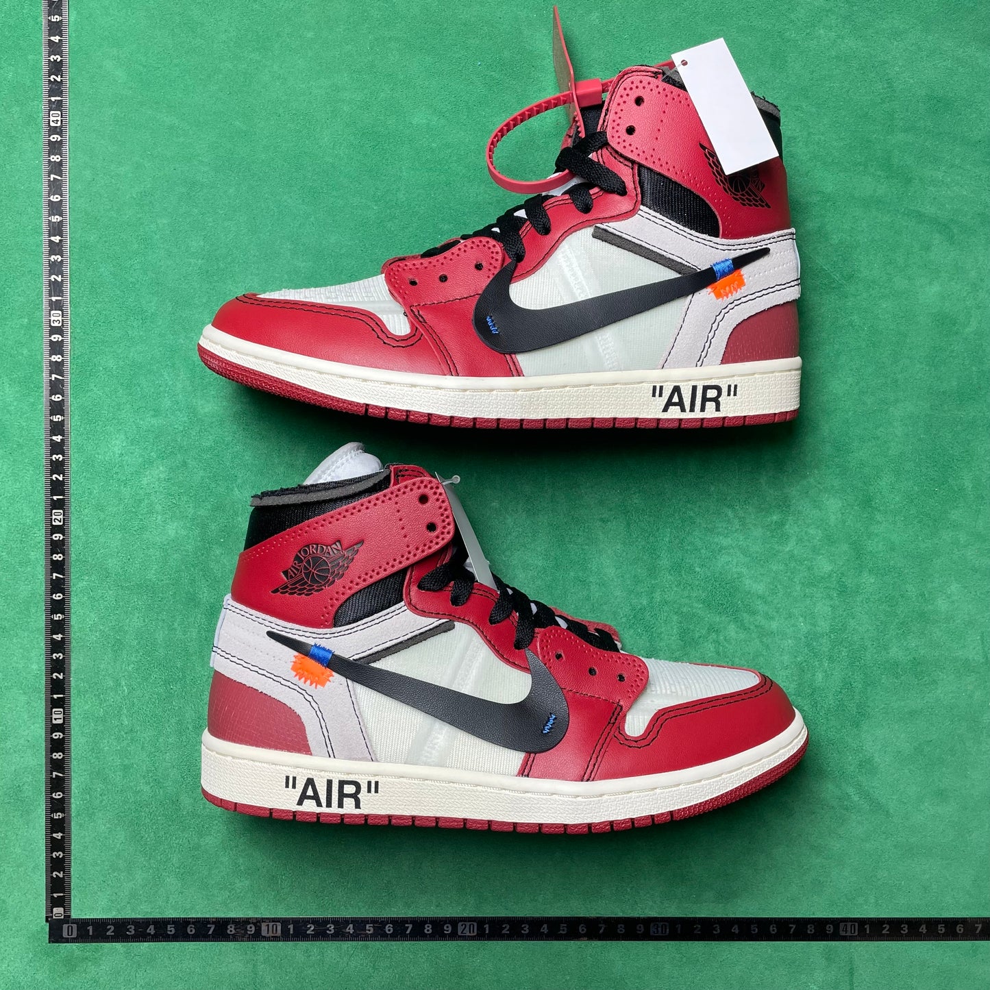 Air Jordan 1 : The 10