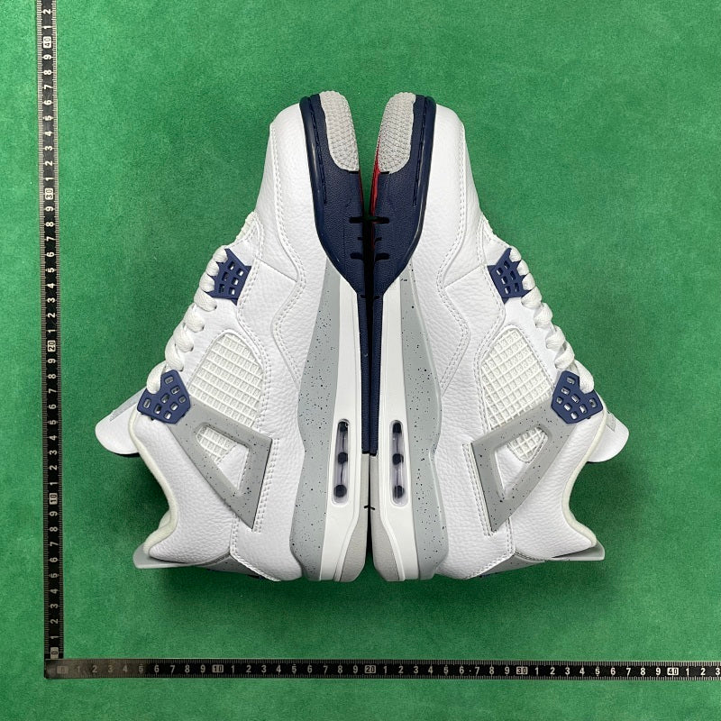 Air Jordan 4 Retro