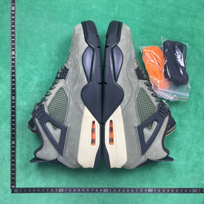 Air Jordan 4 Retro