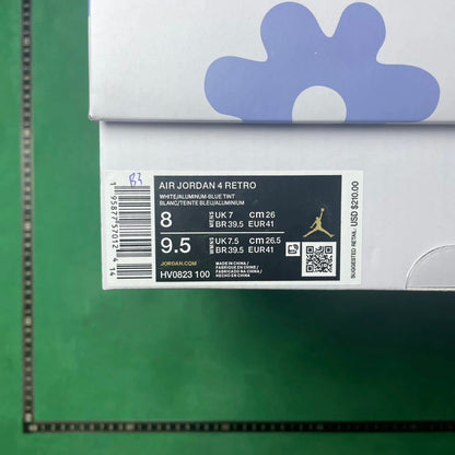 Air Jordan 4 Retro