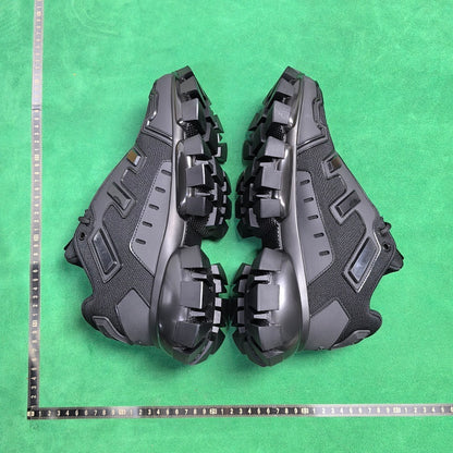 Prada - Cloudburst Thunder