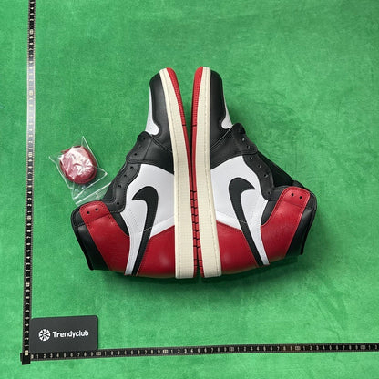 Air Jordan 1
