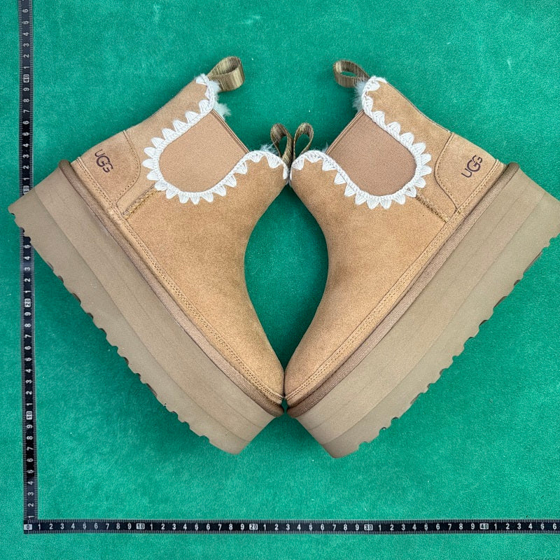 UGG