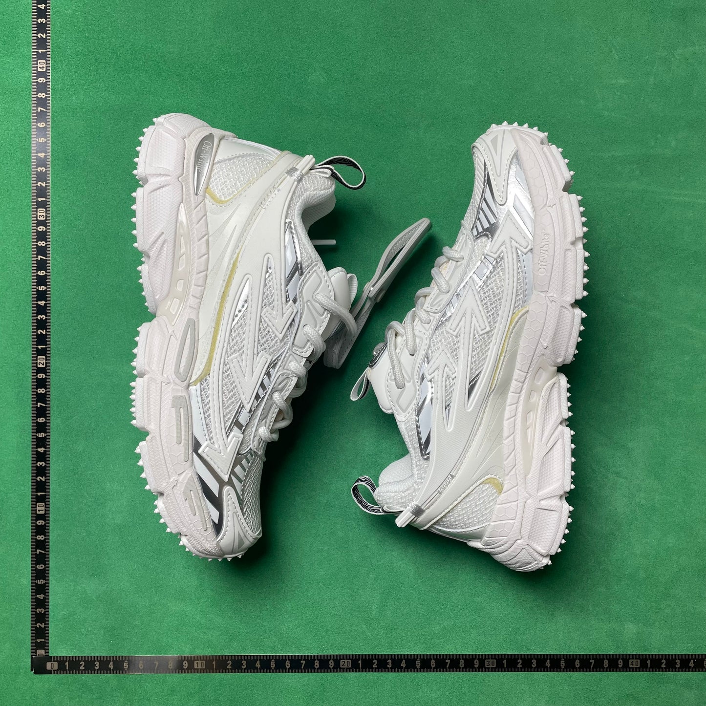 OffWhite - Be Right Back