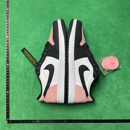 Air Jordan 1 Retro Low OG
