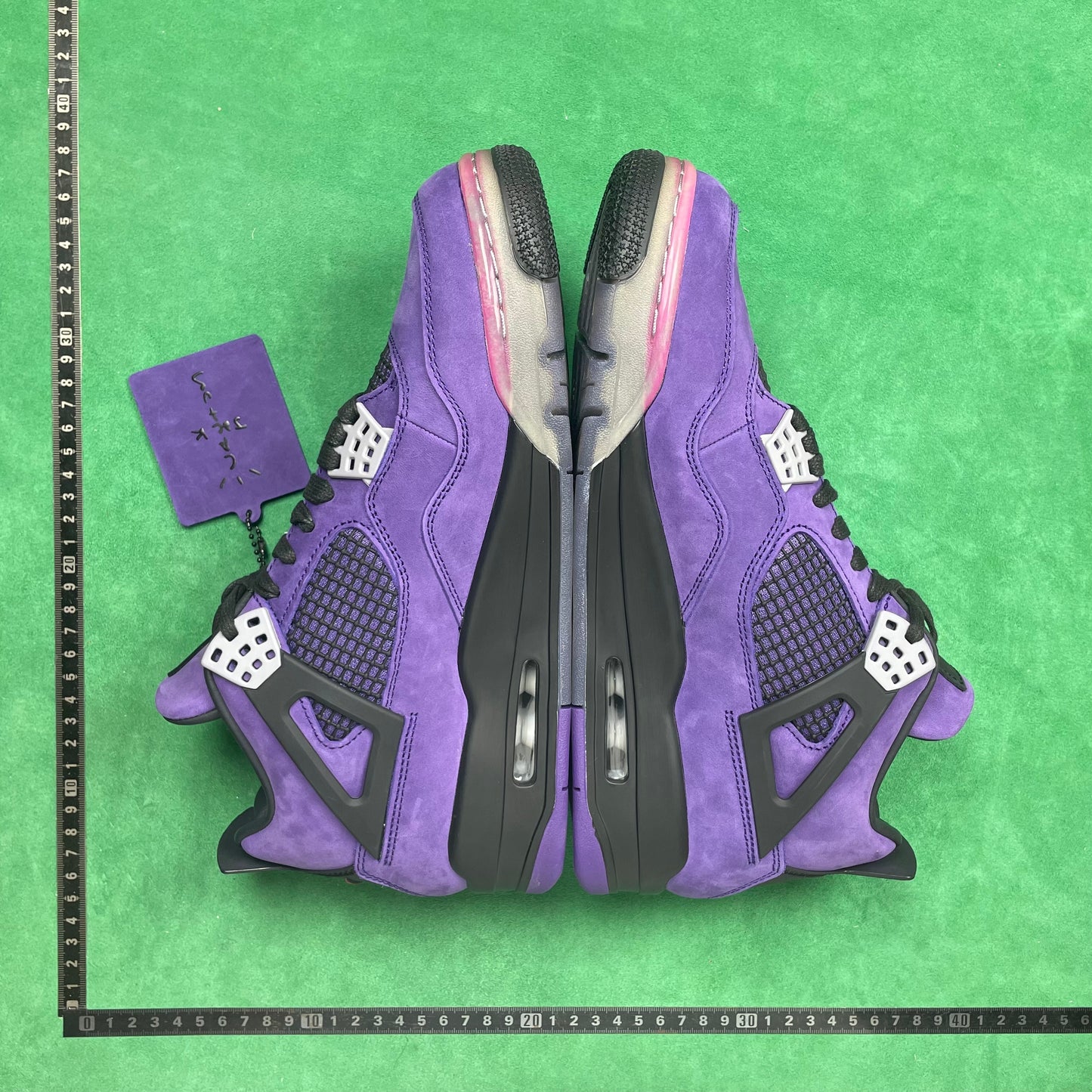 Air Jordan 4 Retro