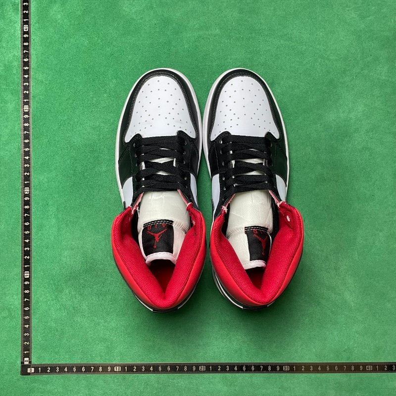 Air Jordan 1