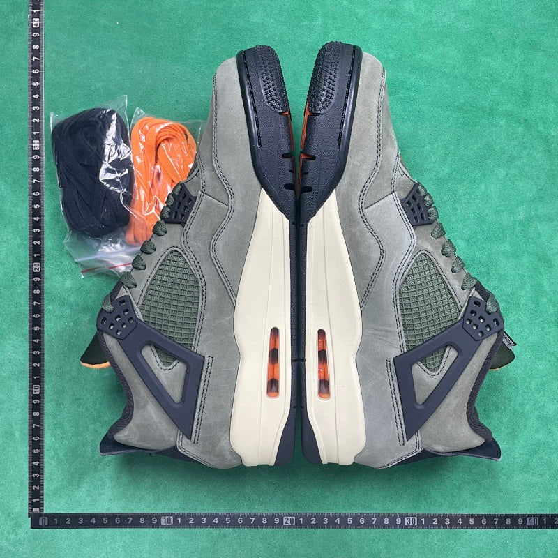 Air Jordan 4 Retro