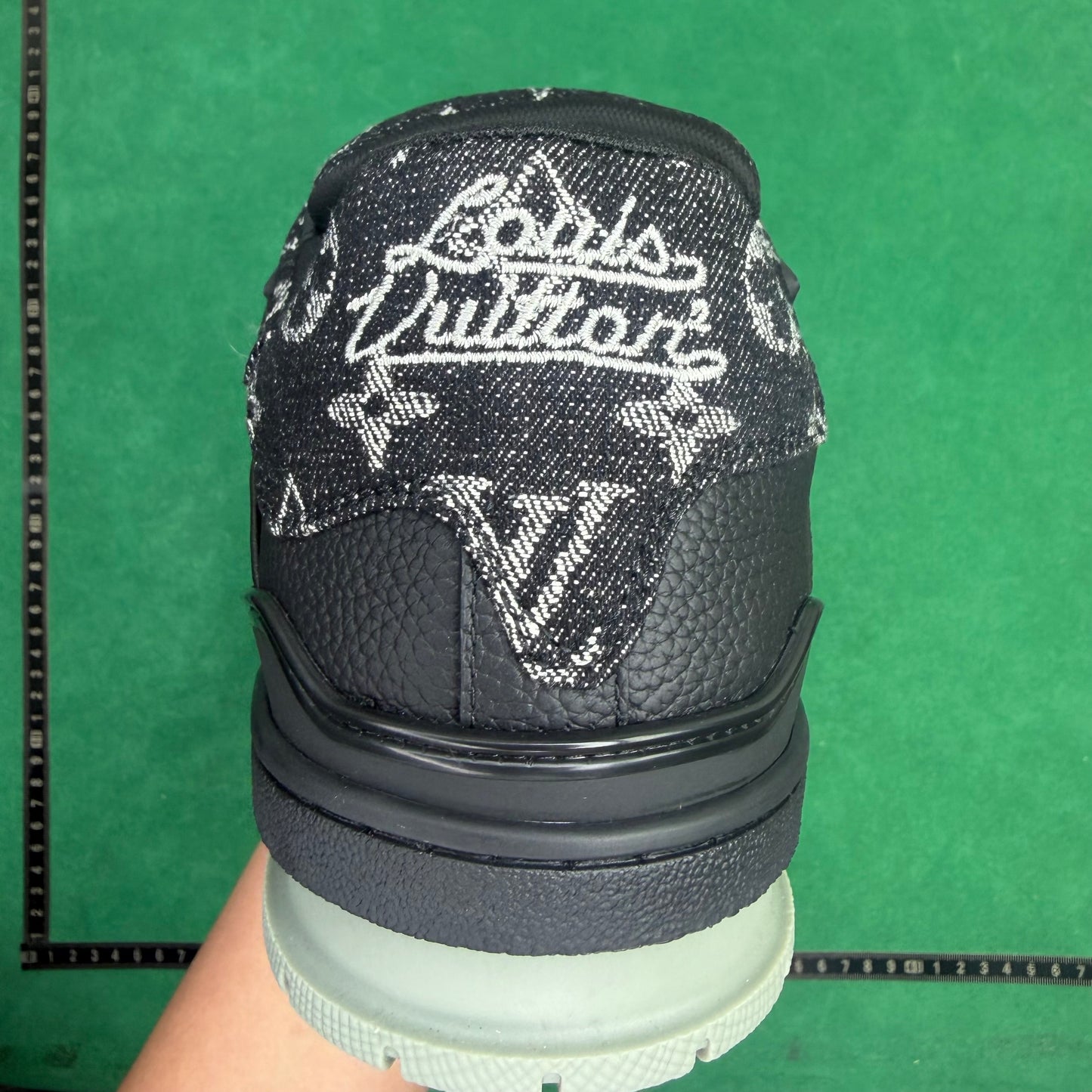Louis Vuitton  - TT Trainer