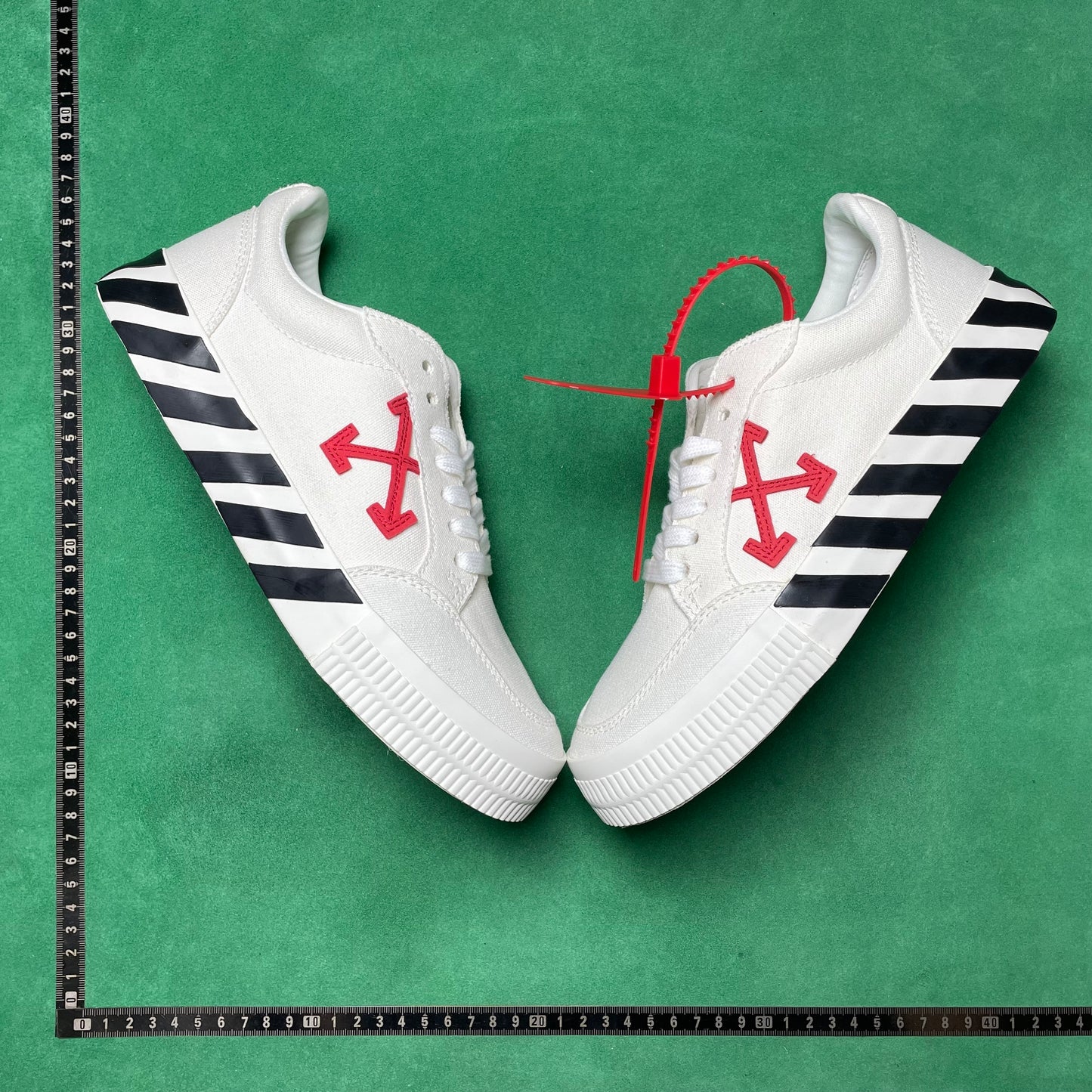 OffWhite - Gym Shoes Lover