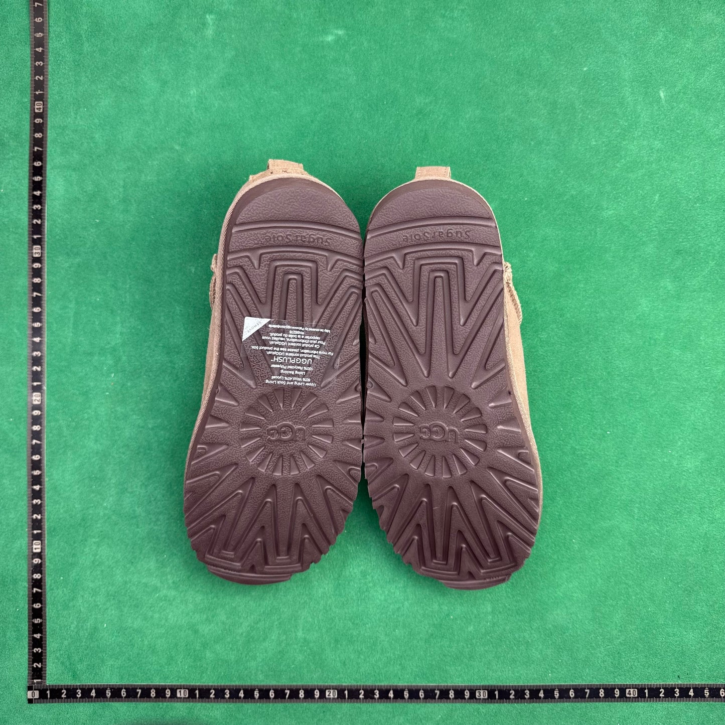 UGG