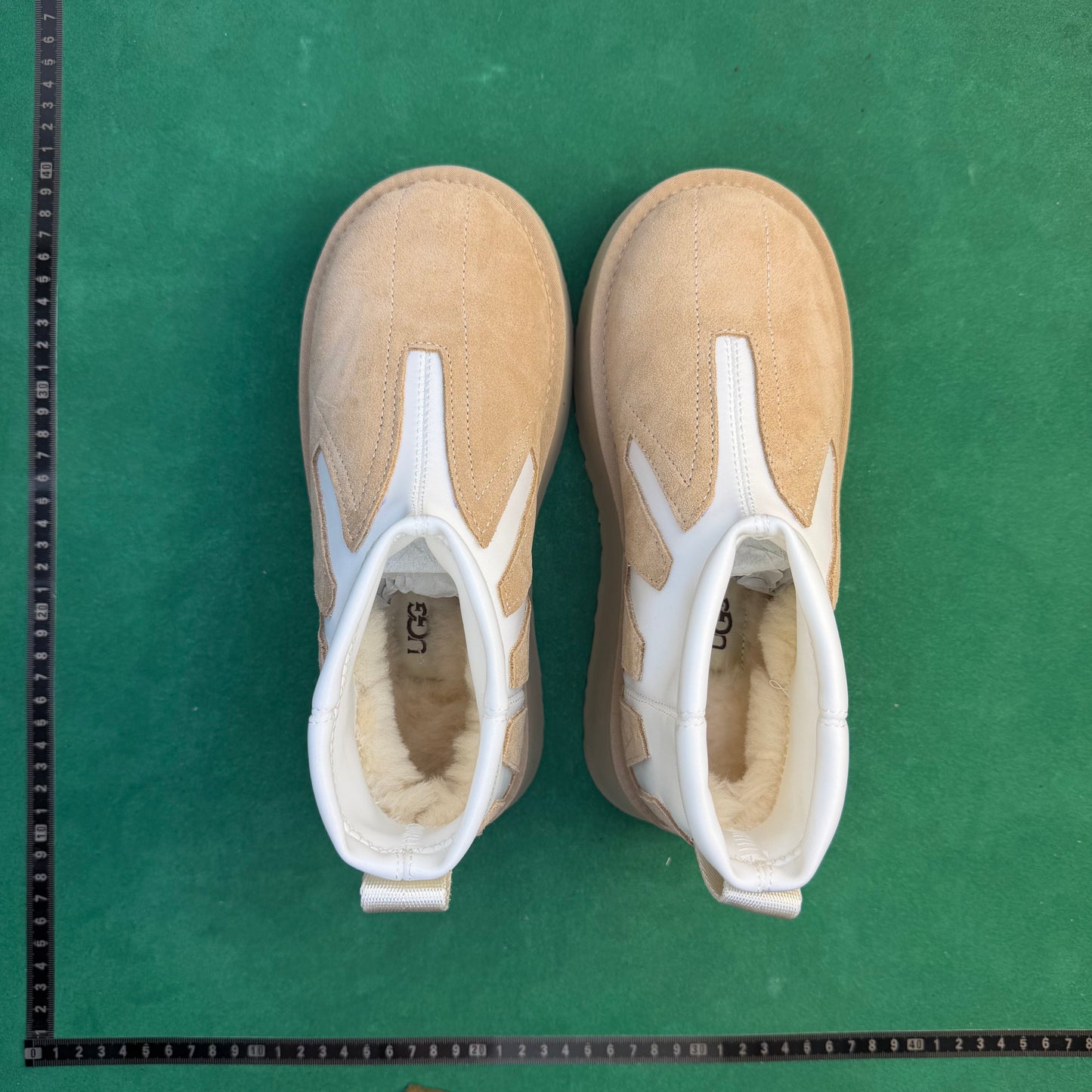 UGG