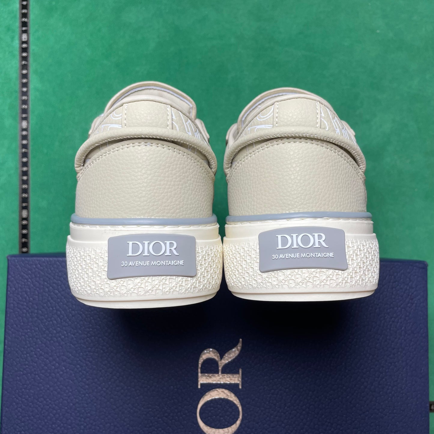 Dior