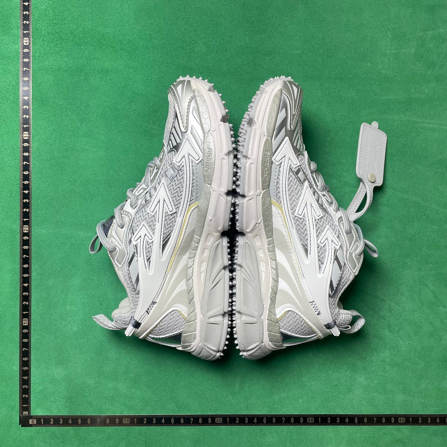 OffWhite - Be Right Back