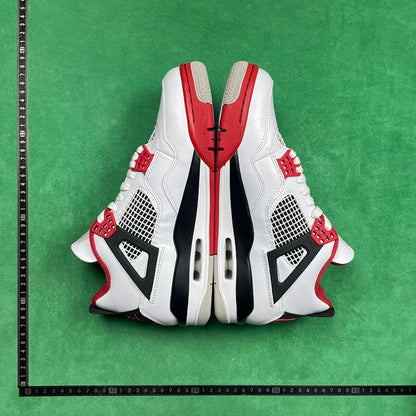 Air Jordan 4 Retro