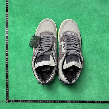 Air Jordan 4 Retro