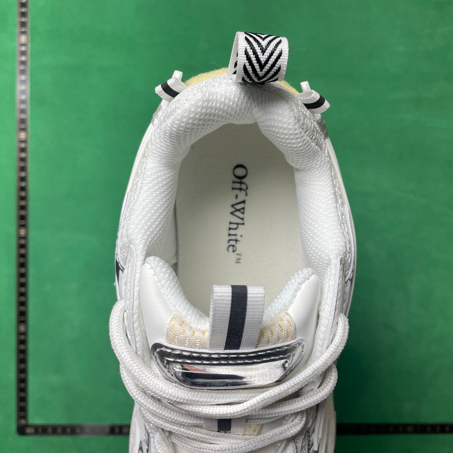 OffWhite - Be Right Back