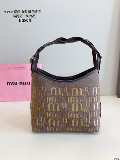 MiuMiu