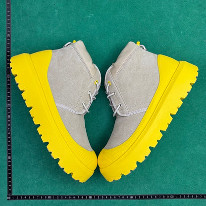 UGG