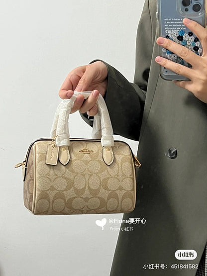 Coach
