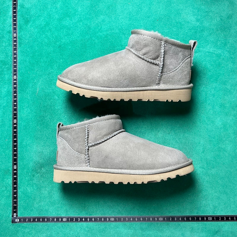 UGG