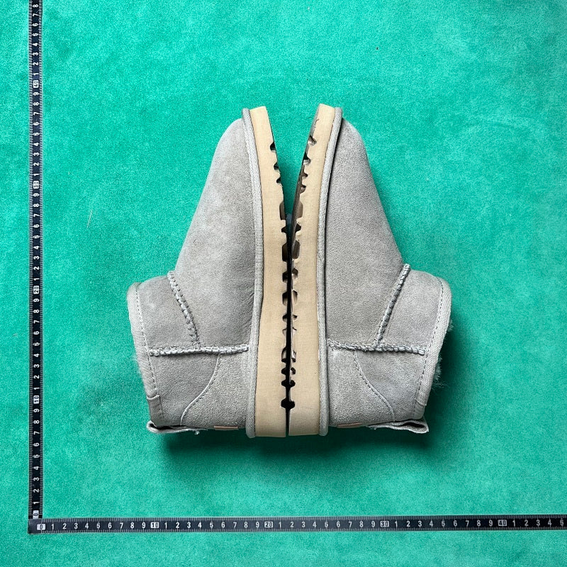 UGG