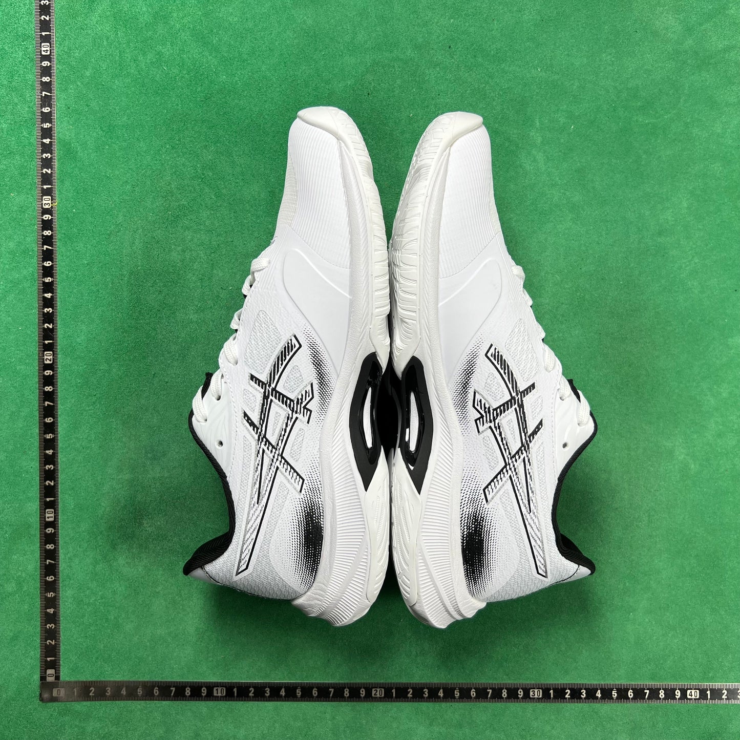 Asics Netburner Ballistic FF 4